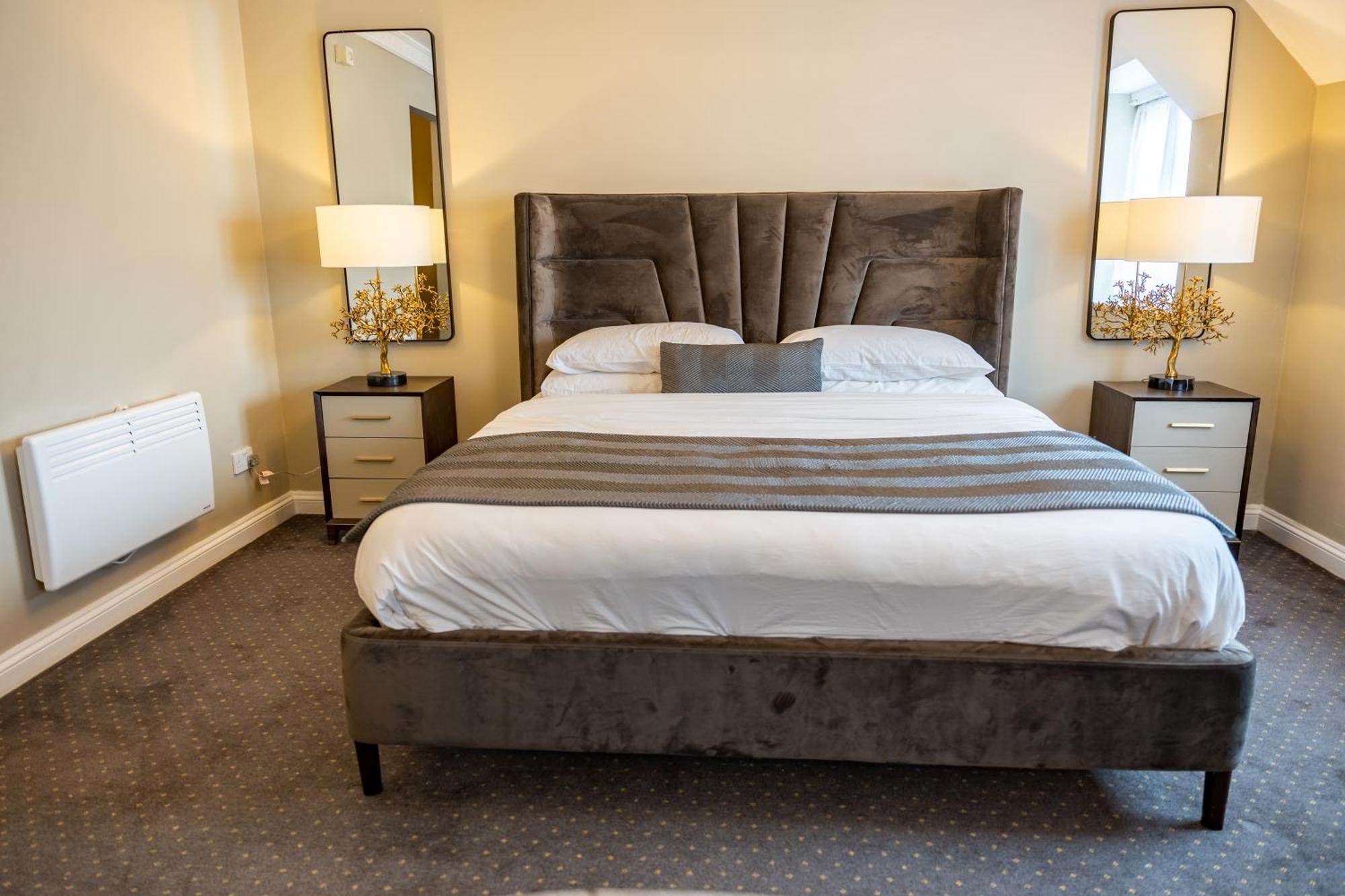 The Pear Tree Inn & Country Hotel Hindlip ภายนอก รูปภาพ