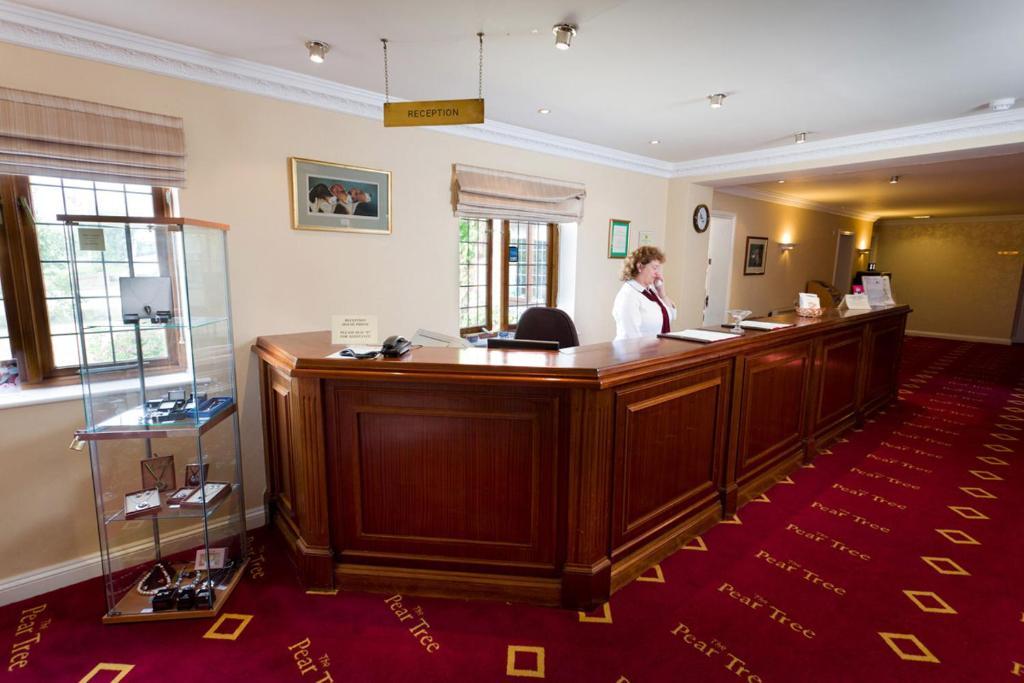 The Pear Tree Inn & Country Hotel Hindlip ภายนอก รูปภาพ