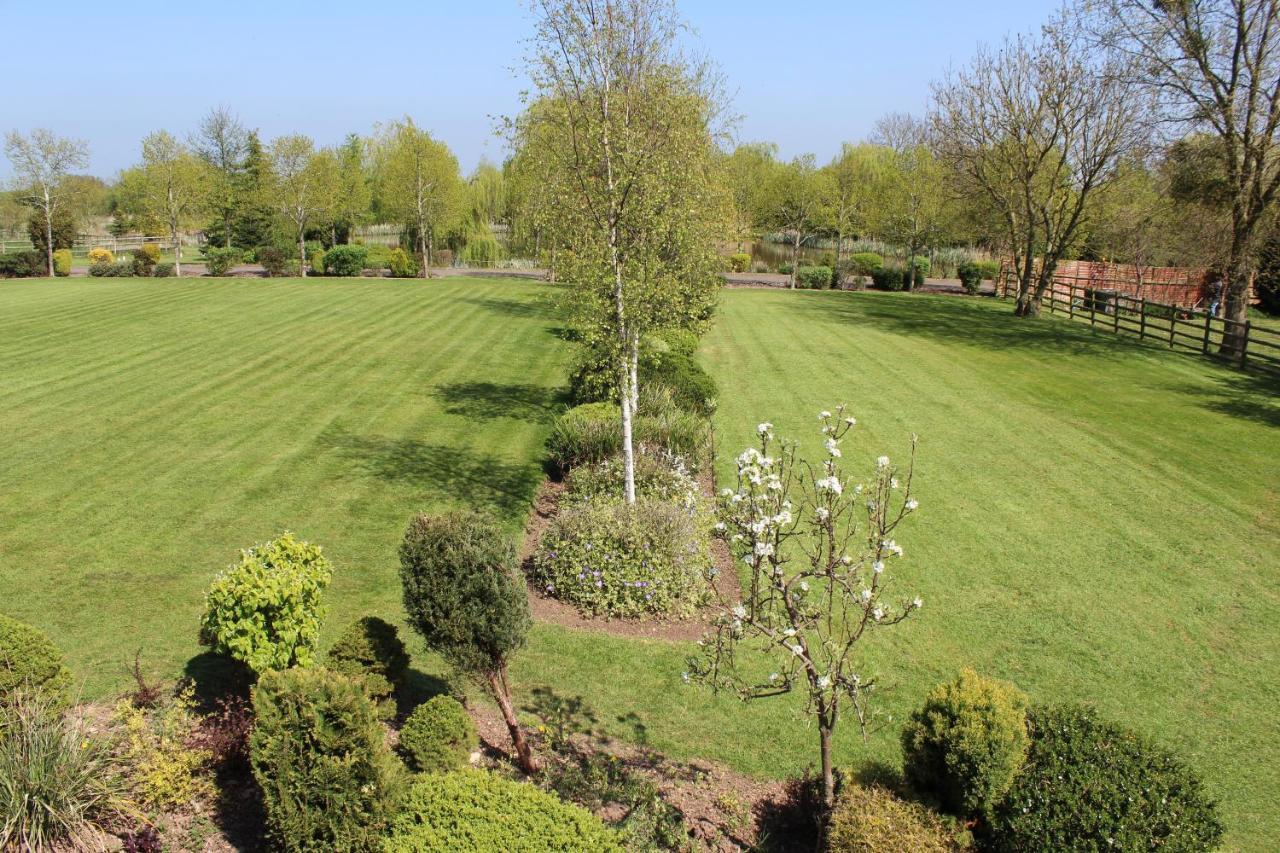 The Pear Tree Inn & Country Hotel Hindlip ภายนอก รูปภาพ